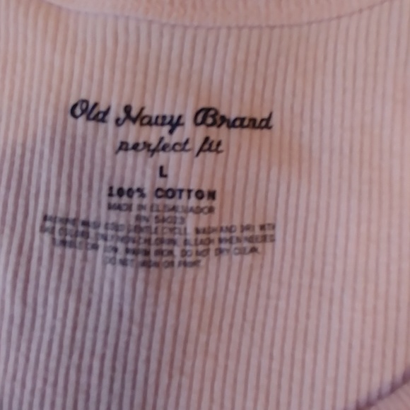 Old Navy Sexy Tank top - Picture 2 of 3